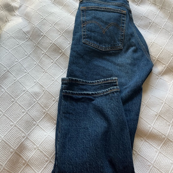 Levi’s (worn once) - Picture 2 of 3